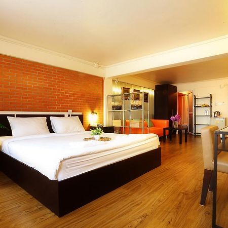 Baan Saladaeng Boutique Guesthouse Bangkok Eksteriør billede